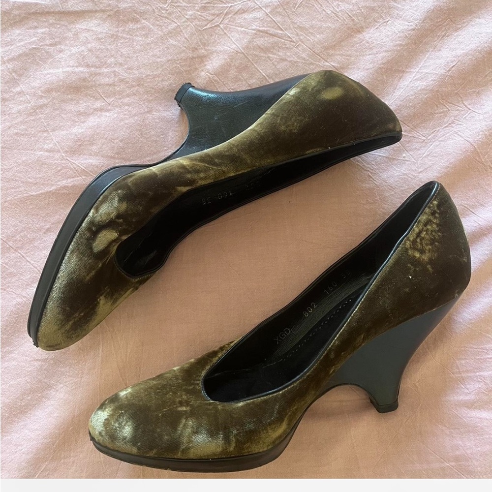Giorgio Armani Olive Velvet Heels